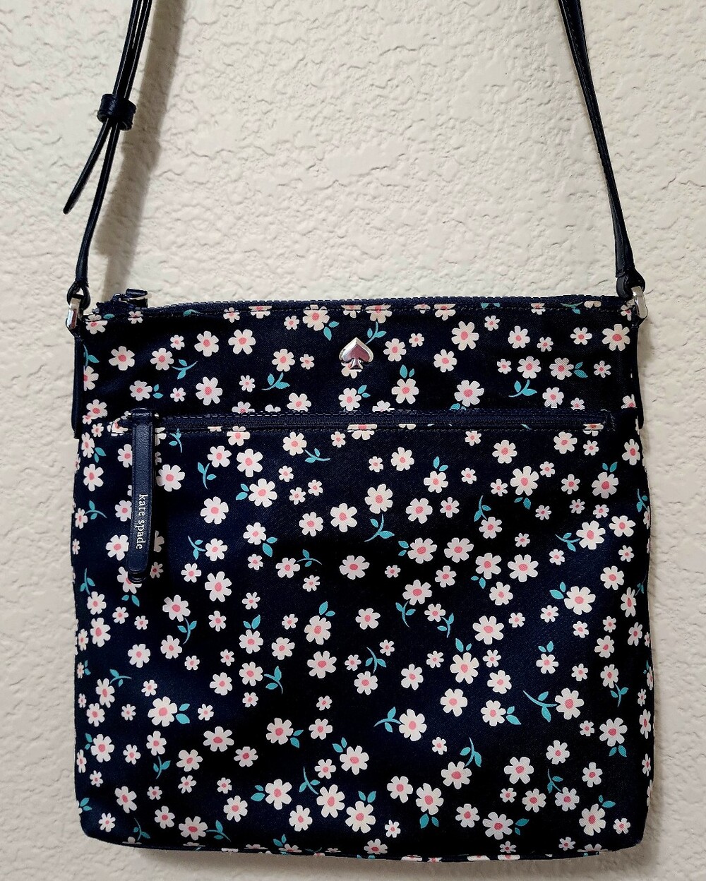Kate Spade Jae Daisy Floral Nylon Flat Crossbody Navy